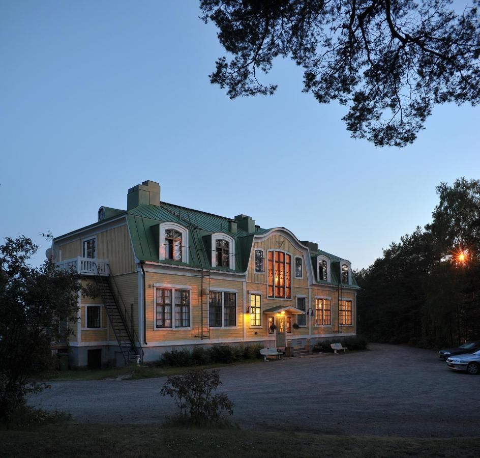 Отель Mäntyluodon Hotelli Пори-30